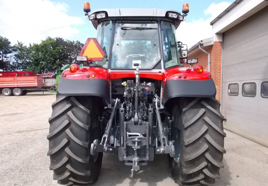 Farm tractor Massey Ferguson 7S.155 Dyna 6: picture 7