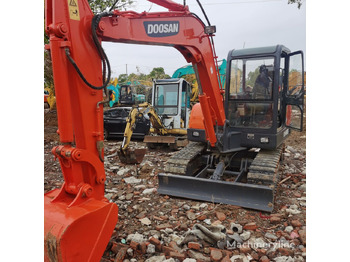 Crawler excavator DOOSAN DH55