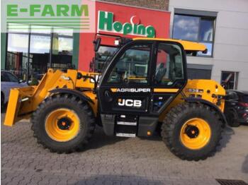 Telescopic handler JCB