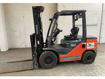 Diesel forklift TOYOTA FDF 30