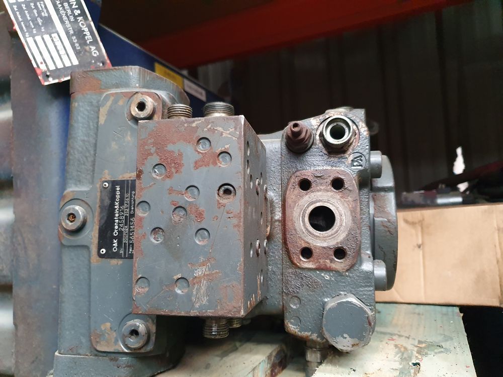 Leasing of Hydraulic pump BOMBA DE GIRO PARA O K RH16 from Spain 5153189