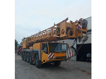 Mobile crane DEMAG