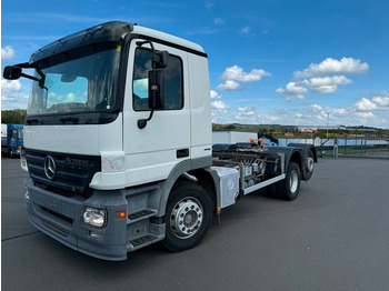 Cab chassis truck MERCEDES-BENZ Actros 2532