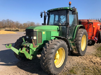 Farm tractor John Deere 6610: picture 5