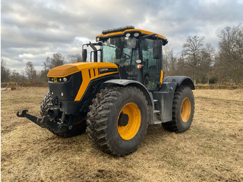 Farm tractor JCB Fastrac 4220