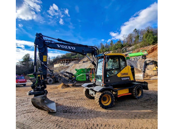 Wheel excavator VOLVO