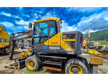 Wheel excavator VOLVO EWR150E