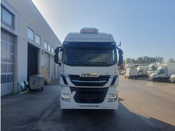 Tractor unit IVECO Stralis 440