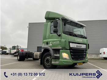 Cab chassis truck DAF CF 220