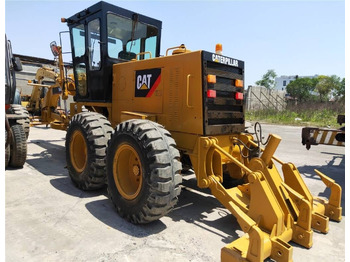 Grader CATERPILLAR 140G