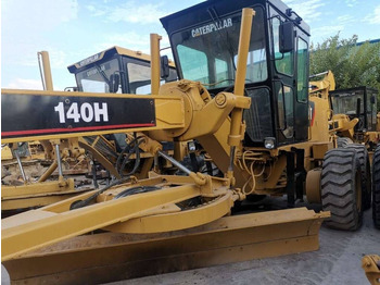 Grader CATERPILLAR 140H