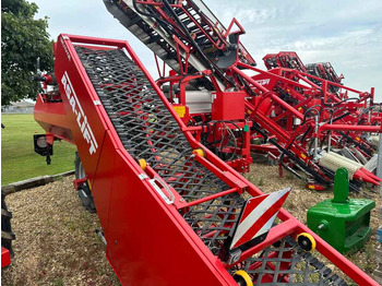 Grape harvesting machine ASA-LIFT