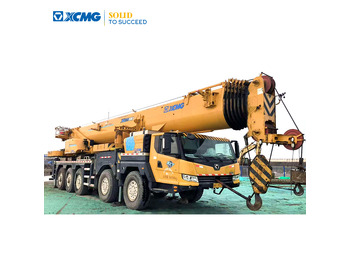 Mobile crane XCMG