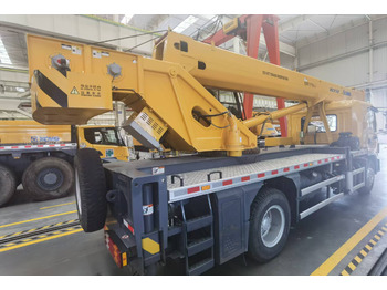 Mobile crane XCMG Official XCT12L4 Used Mini Truck Crane 12 Ton Mobile Jib Crane Price List: picture 3