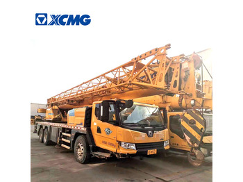 Mobile crane XCMG