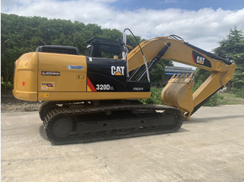 Crawler excavator CATERPILLAR 320D2