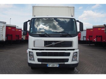 Box truck Volvo FM9.260: picture 2