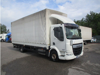 Curtainsider truck DAF LF 45 220