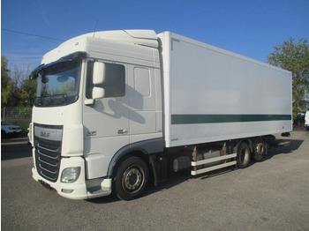 Box truck DAF XF 450