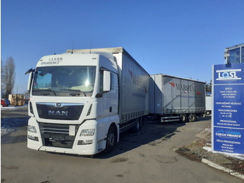 Curtainsider truck MAN TGX