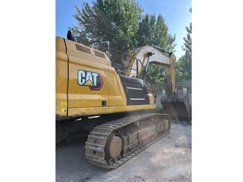 Crawler excavator 2022 Caterpillar 349: picture 2