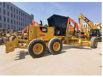 Grader CATERPILLAR 140K