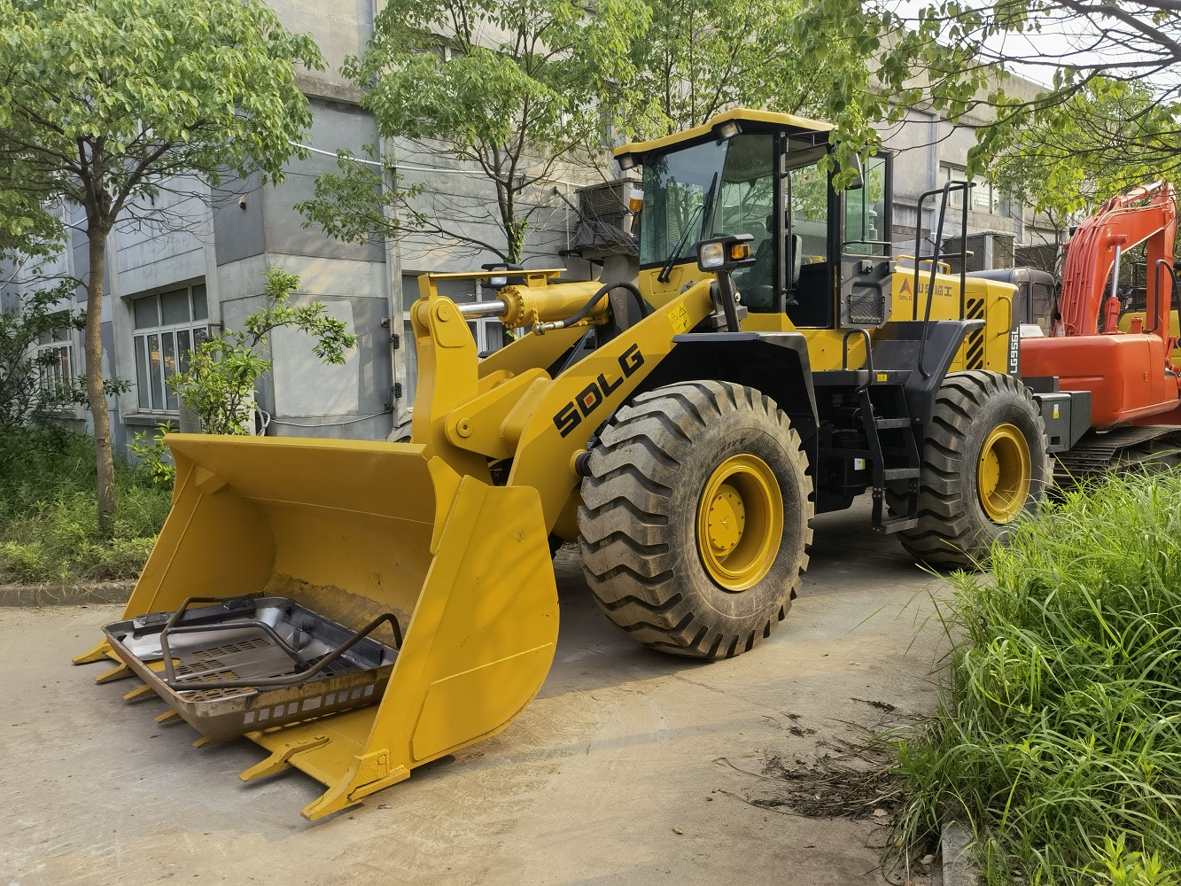 Wheel loader SDLG