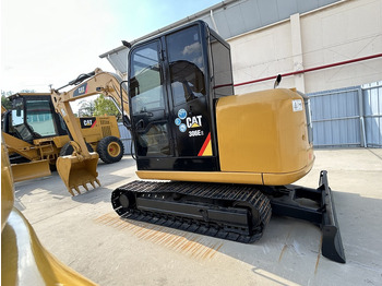 Mini excavator CATERPILLAR 306E2