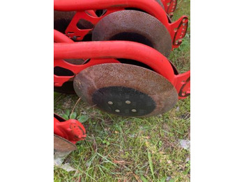 Soil tillage equipment Maschio LIGNE DOUBLE DISQUES + Maschio AQUILA 6000: picture 3