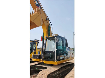 Crawler excavator CATERPILLAR 320D