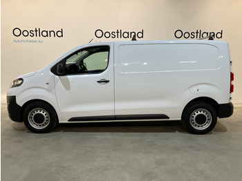 Small van Opel Vivaro 2.0 CDTI L2H1 123 PK / Euro 6 / Airco / Cruise Control / Camera / CarPlay / Trekhaak / Navigatie / 3-Zits / 48.400 KM !!: picture 2