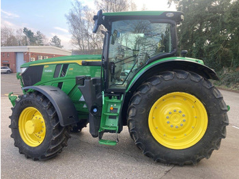 Farm tractor John Deere 6R 215: picture 2