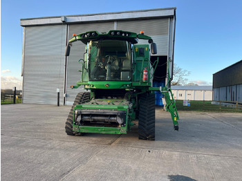 Combine harvester John Deere S790: picture 2