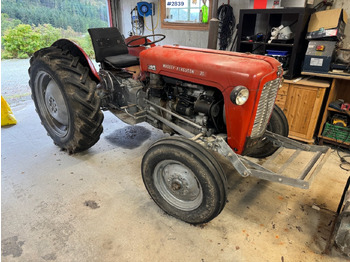 Farm tractor MASSEY FERGUSON