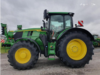 Farm tractor JOHN DEERE 6R 215