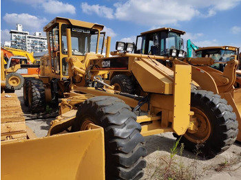 Grader Caterpillar 120 H: picture 3