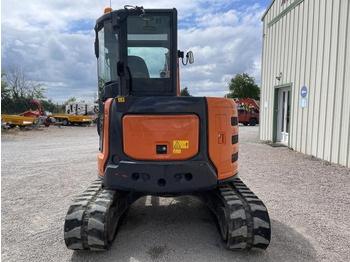 Mini excavator Hitachi ZX48U: picture 3