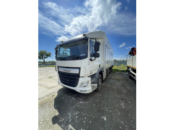 Isothermal truck DAF CF 440