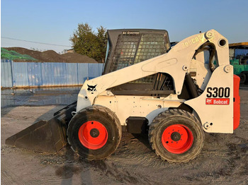 Skid steer loader BOBCAT S300