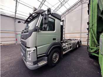 Hook lift truck VOLVO FM 420