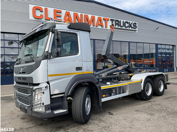 Hook lift truck VOLVO FM 420