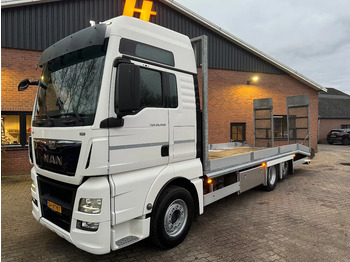 Autotransporter truck MAN TGX 26.440