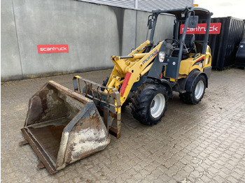 Compact loader