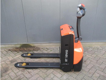 Pallet truck TOYOTA