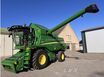 Combine harvester JOHN DEERE W550