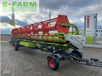 Farm tractor CLAAS