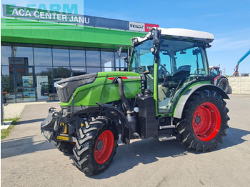 Farm tractor FENDT 211 Vario