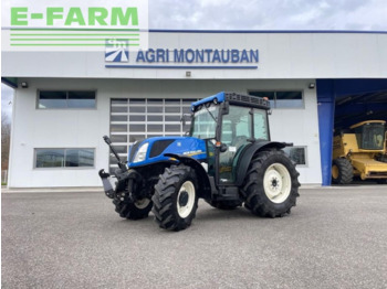 Farm tractor NEW HOLLAND T4