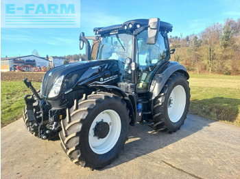 Farm tractor NEW HOLLAND T5