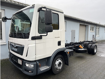 Cab chassis truck MAN TGL